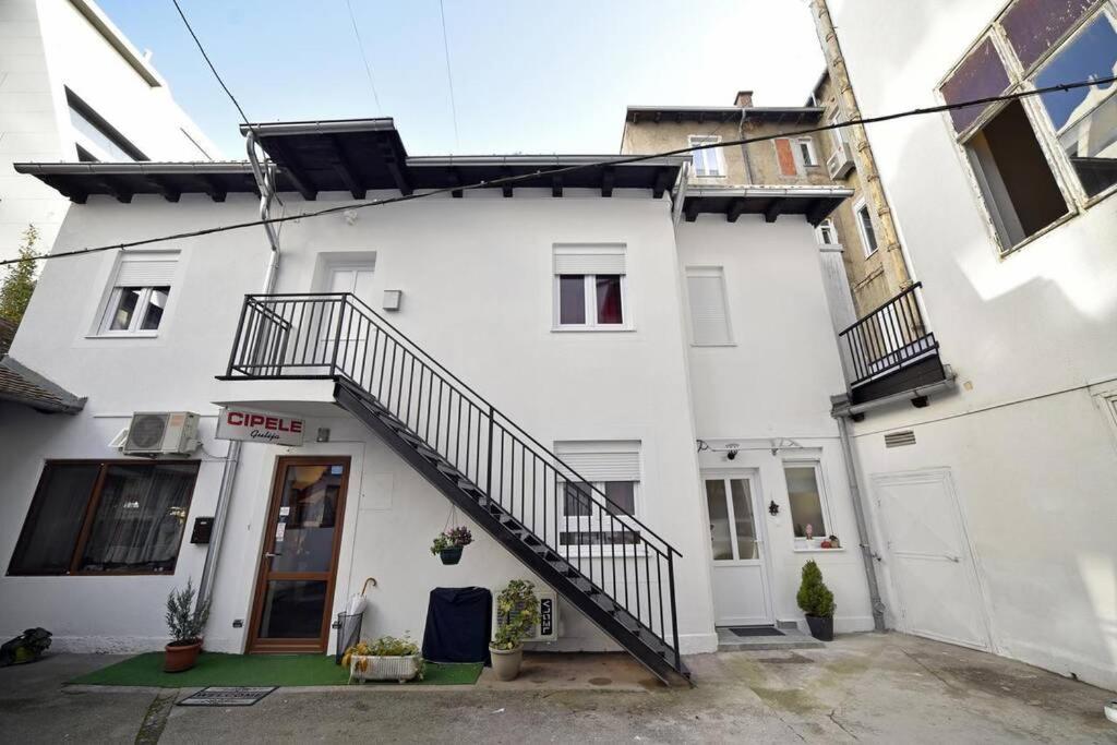 Apartamento Petit Main Square Zagreb Exterior foto